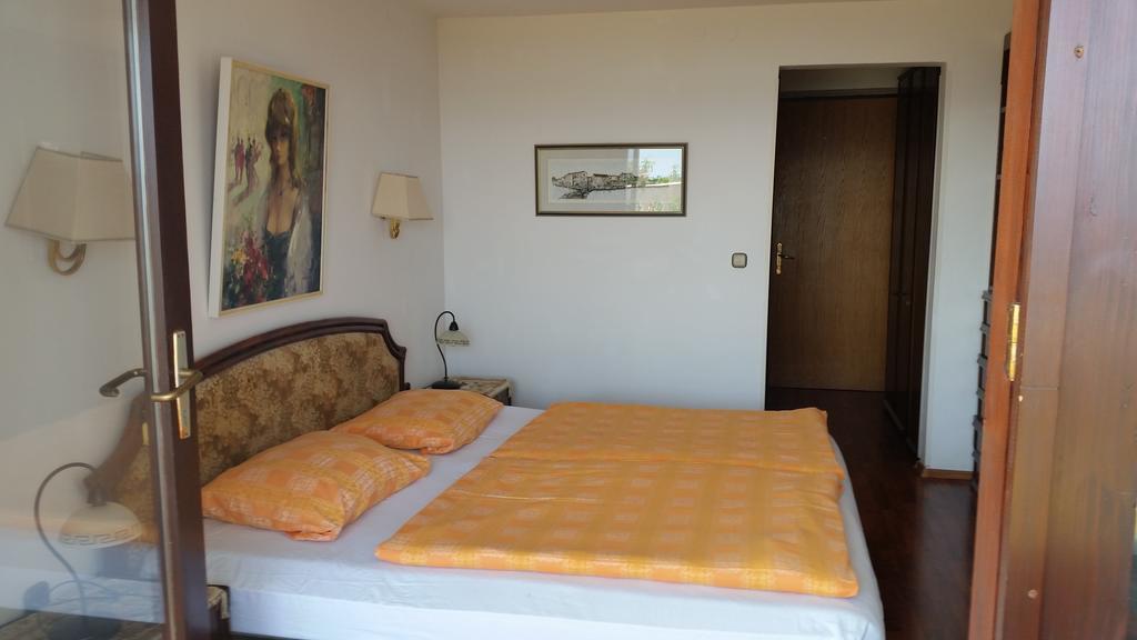 Guest House Villa Marlis Malinska Kamer foto